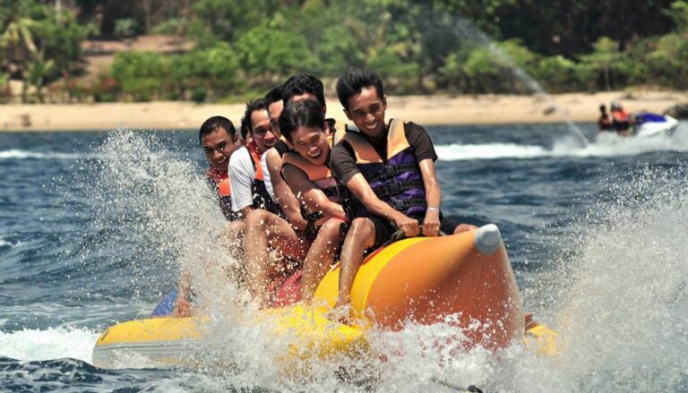 Banana-Boat-Rides